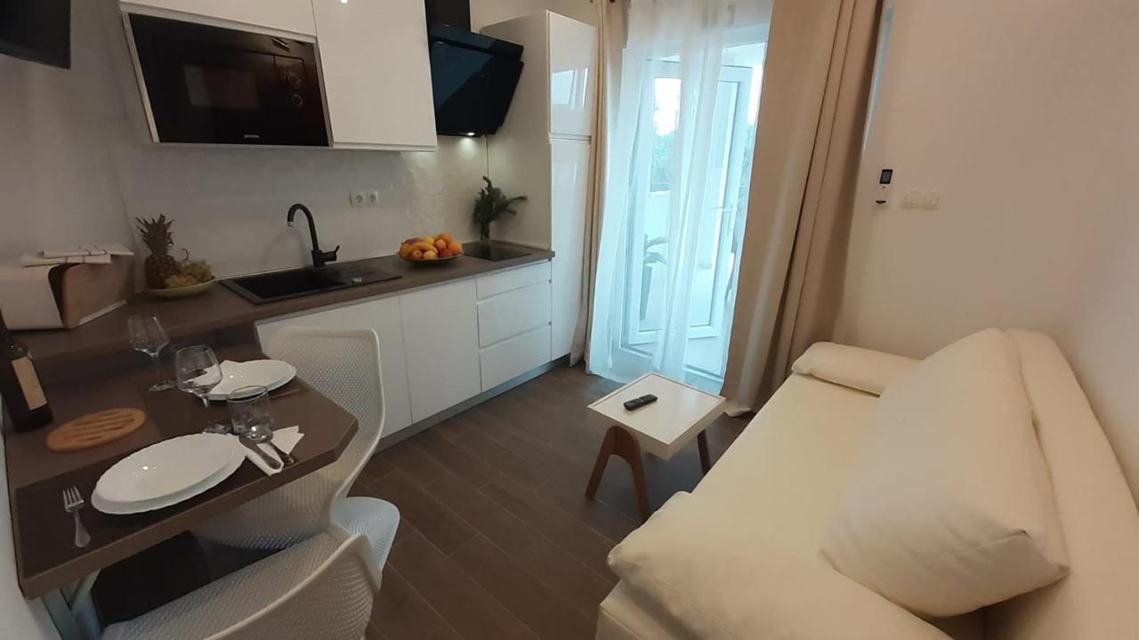 Holiday Hvar Vrbanj Luaran gambar