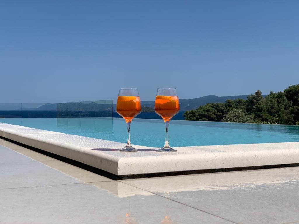 Holiday Hvar Vrbanj Luaran gambar