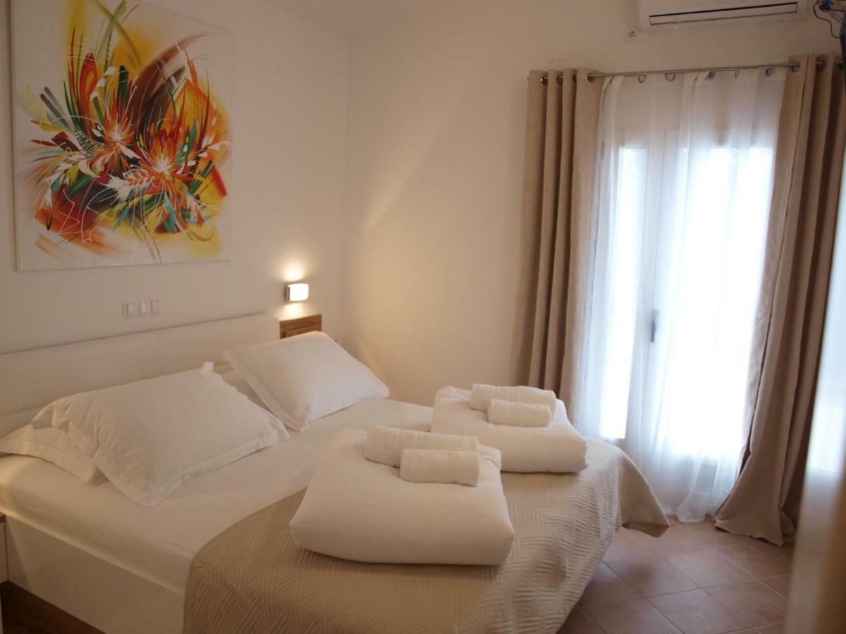 Holiday Hvar Vrbanj Luaran gambar